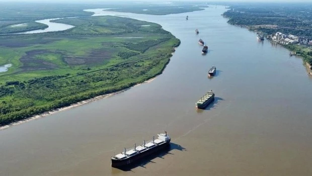 La Justicia decide sobre una apelación clave en la licitación de la Hidrovía de los ríos Paraná y Paraguay