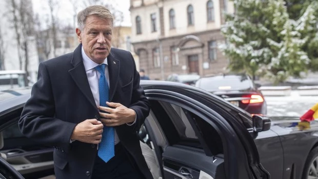 Renunció el presidente de Rumanía antes de las elecciones presidenciales de mayo