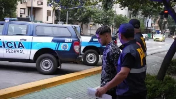 Detuvieron al youtuber Yao Cabrera luego de ser condenado por maltrato y reducción a la servidumbre