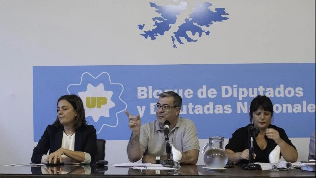 Unión por la Patria ratificó que buscará activar en Diputados el juicio político contra Milei