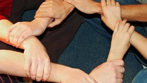 La restauración cultural implica gobernar para las familias