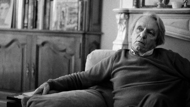 El filósofo francés sugiere a los intelectuales que sean conscientes de los límites de lo que pueden hacer.