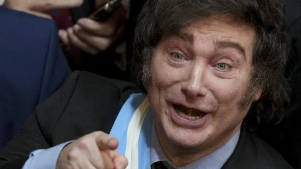 Milei dice que Manes miente: "Muchos periodistas coimeros quedarán expuestos"