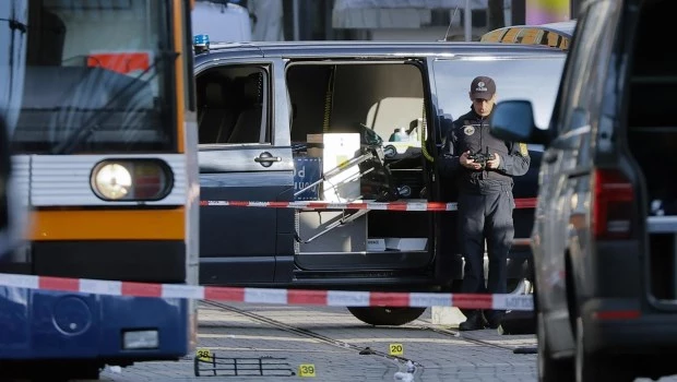 Un coche embistió a una multitud en Alemania: al menos dos muertos y varios heridos