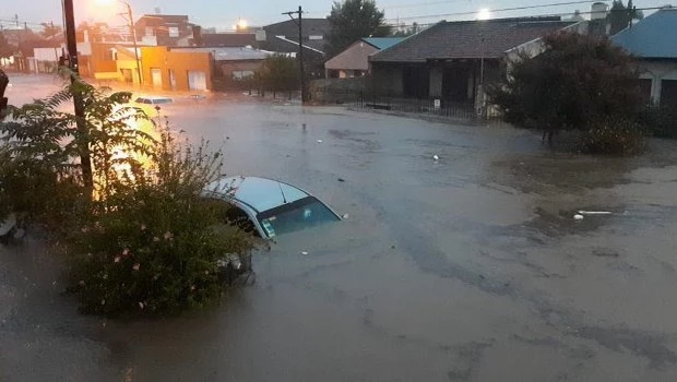 El Gobierno arma un operativo de seguridad en Bahía Blanca con fuerzas federales tras el temporal