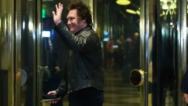 Milei suspendió su viaje a Mendoza por el trágico temporal en Bahía Blanca