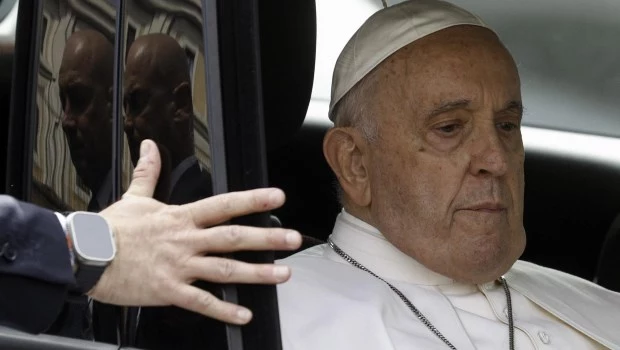 El papa Francisco presenta una "mejoría consolidada".