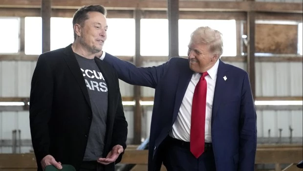 Trump anuncia que duplicará hasta el 50 % los aranceles al acero y aluminio canadiense