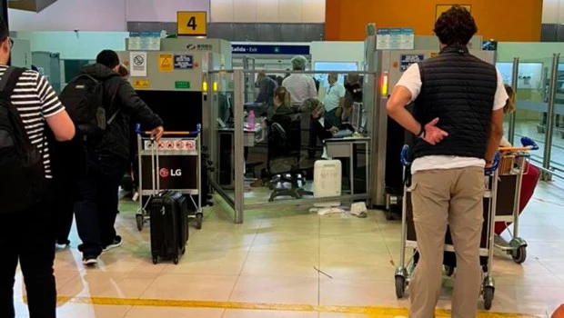 La Aduana rechaza una versión de que no fue controlado un vuelo privado