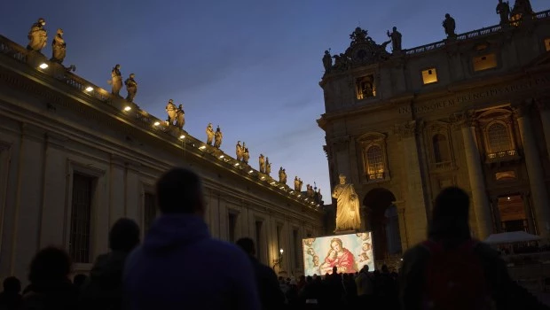 La radiografía de tórax del Papa confirma su mejoría tras 27 días de hospitalización