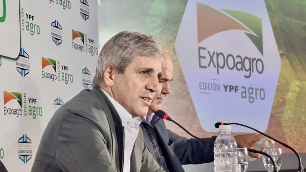 Caputo afirmó que el campo “está invirtiendo más que nunca”