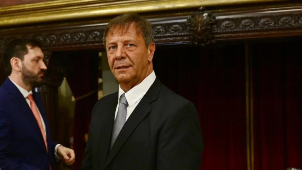 Oscar Zago: “Algunos diputados deberían agarrar algún manual para empezar a entender”