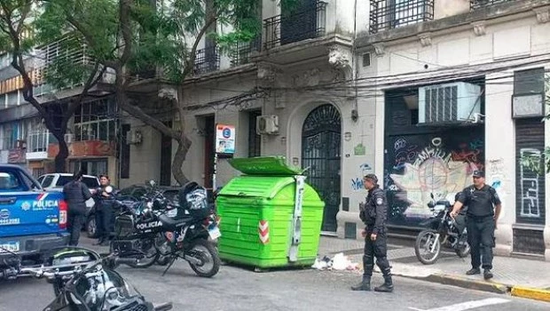 Hallaron restos humanos en contendedores de basura en Rosario y hay incertidumbre