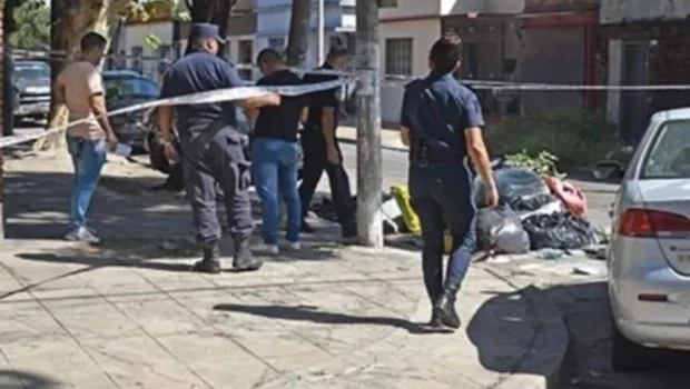 Ciudadela: encontraron una cabeza con sangre dentro de un bolso en un contenedor