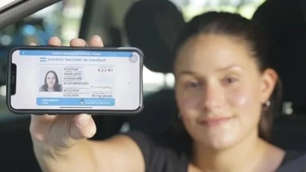 El Gobierno implementó la Licencia Nacional de Conducir Digital