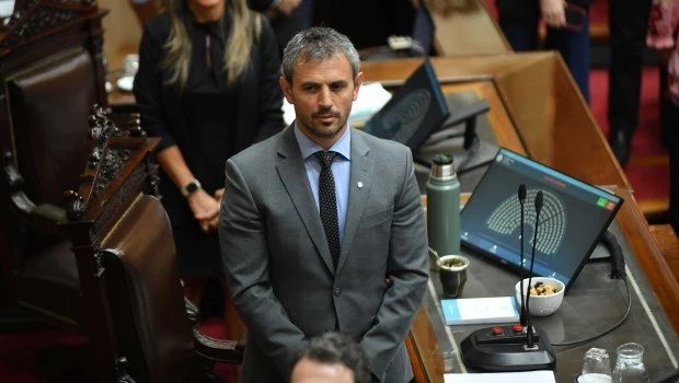 Filtran audios de Martín Menem instando a generar caos en el Congreso: "Los quiero puteando"