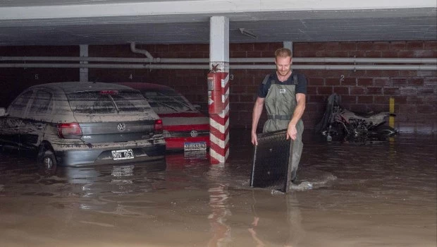 Bahía Blanca: más de 500 comercios sufrieron pérdidas por unos 30 millones de pesos