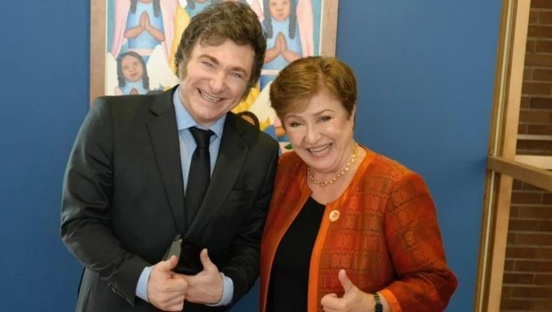 Milei pronosticó que el acuerdo con el FMI estará cerrado “a mediados de abril”