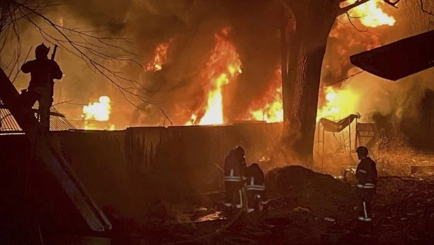 Siete muertos en un gran ataque de drones rusos contra Kiev antes de las conversaciones de alto al fuego