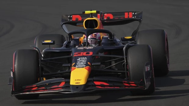 El puesto de Liam Lawson en Red Bull está en discusión.