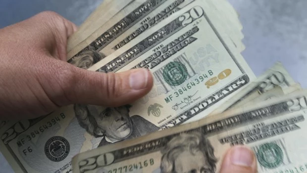 Sin cambios: sigue la tensión cambiaria (y el frenesí en la Bolsa de Comercio)