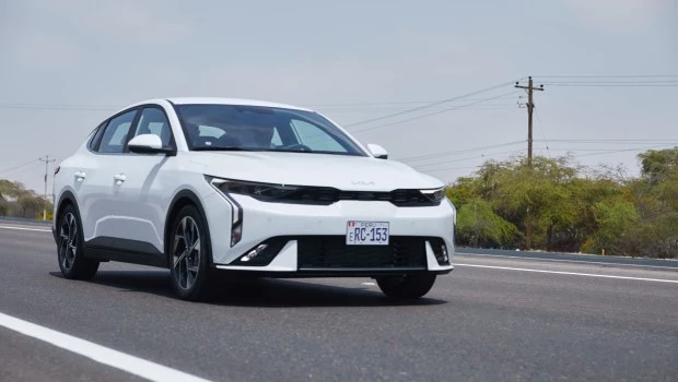KIA lanza el K3 con alta expectativa