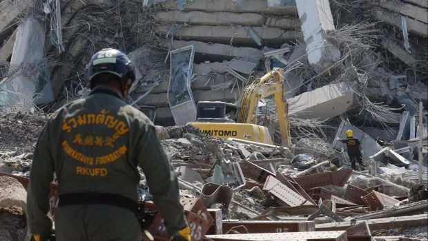 Superan los 200 los muertos en Birmania y Tailandia por el sismo
