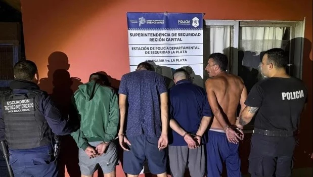 Detienen a "trapitos" en el centro de La Plata por agredir a vecinos
