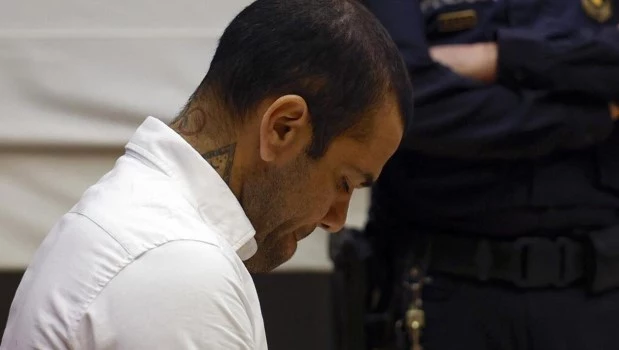 Absolvieron a Dani Alves del delito de agresión sexual hacia una joven