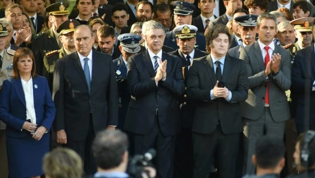 Jorge Macri rechazó la motosierra en la Ciudad: "Se puede llevar puesta la educación y los hospitales públicos" 