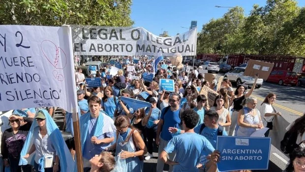 La marcha invisible