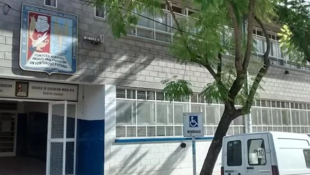 Alarma en Maschwitz: alumnos de una escuela planificaron una masacre por WhatsApp