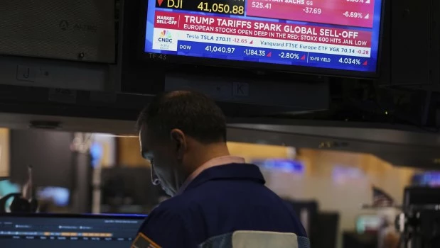 El Riesgo País se dispara por encima de los 900 puntos