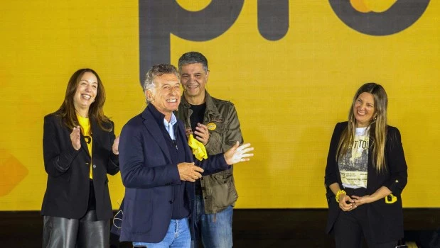 Con Mauricio Macri a la cabeza, el PRO lanzó su campaña para la Ciudad y le pidió a Adorni y a Santoro "prepararse" para el debate 