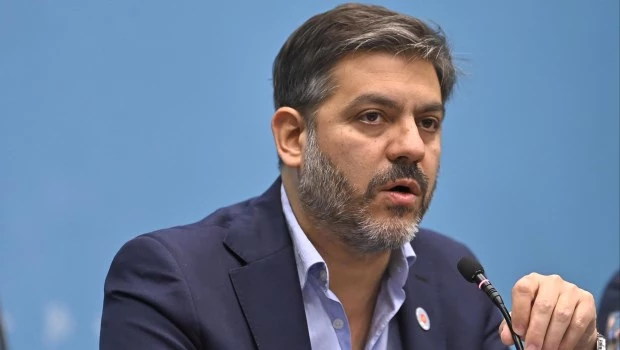 Le sacaron la licencia a Carlos Bianco por negarse a un control de alcoholemia