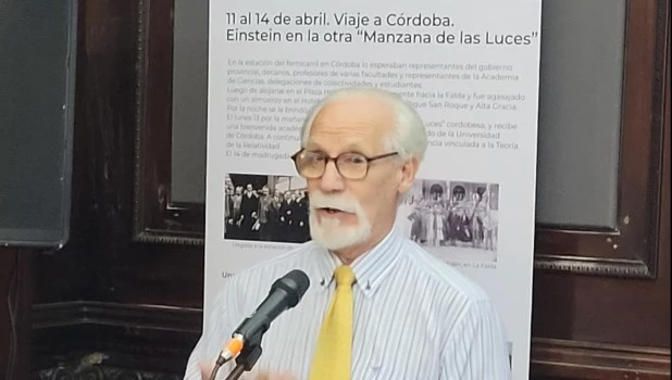 Exposición sobre Albert Einstein en la Manzana de las Luces