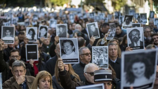 AMIA: el fiscal pide al juez Rafecas aplicar el juicio en ausencia para los 10 iraníes acusados