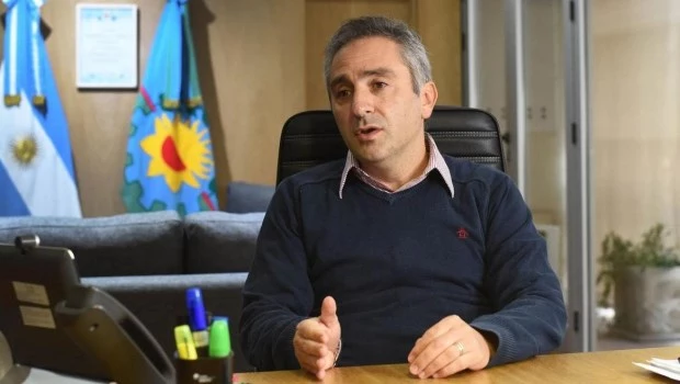 Larroque denunció un "golpe institucional" contra Kicillof 