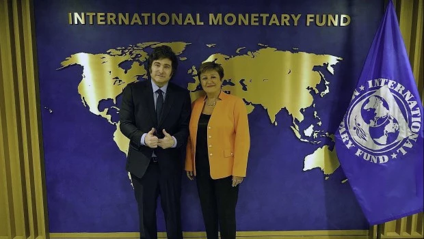 El Fondo Monetario confirmó que prestará a la Argentina 20 mil millones de dólares