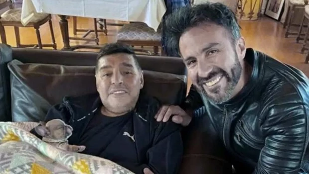 Maradona con Luque, imputado por el fallecimiento del Diez.