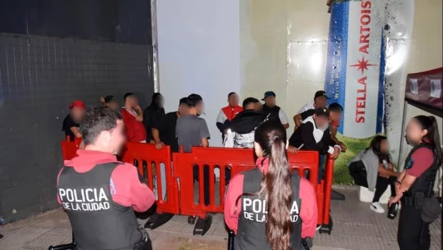 Demoraron a más de 70 trapitos en el estadio Monumental