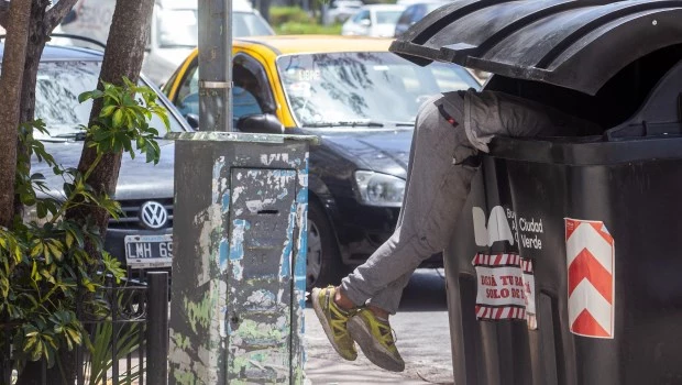 Una familia tipo de CABA necesitó en marzo ingresos por más de $1.147.000 para no ser pobre