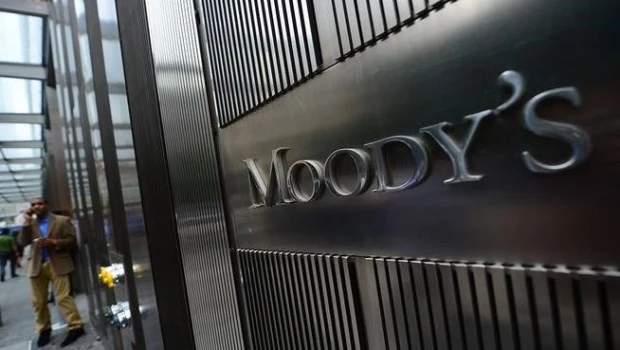 Moody’s advierte que el éxito de la salida del cepo depende de la llegada de capitales de largo plazo