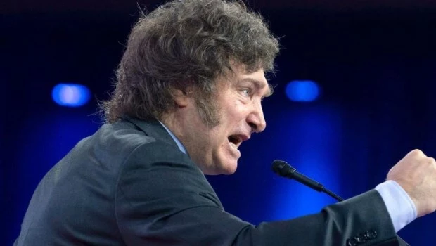 Fopea "deplora" las "expresiones agraviantes y violentas" de Milei hacia periodistas