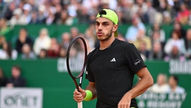 Francisco Cerúndolo aplastó por 6-0 y 6-2 al alemán Jan- Lennard Struff.