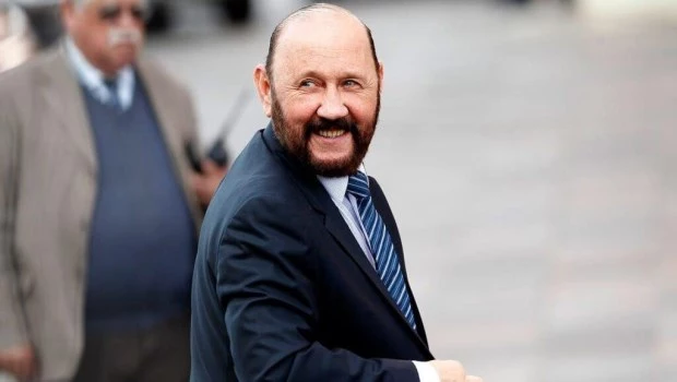 Insfrán desdobló las elecciones en Formosa