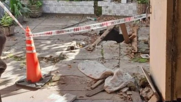 Una jubilada fue hallada sin vida en un pozo en desuso en el patio de su casa