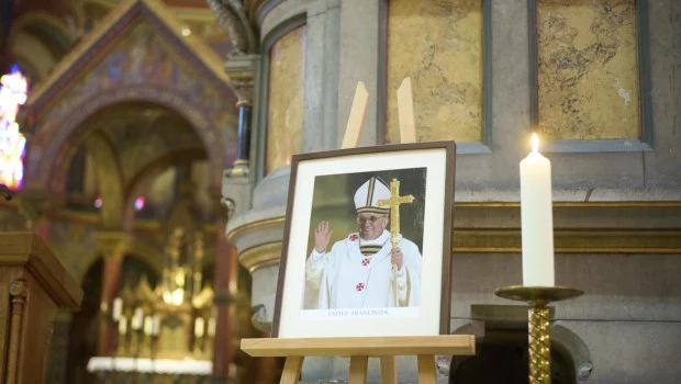 El funeral del Papa seguirá un nuevo rito, simplificando las celebraciones