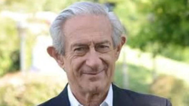 Murió el economista Juan Llach