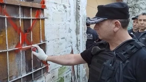 Clausuraron tres bunkers narco en el Barrio 1-11-14 y Ciudad Oculta